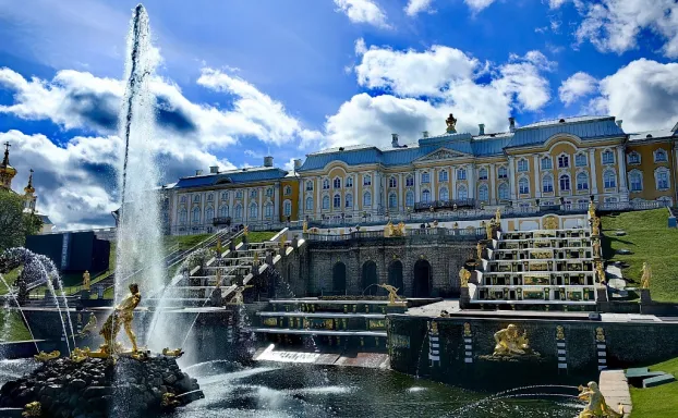 Санкт -Петербург